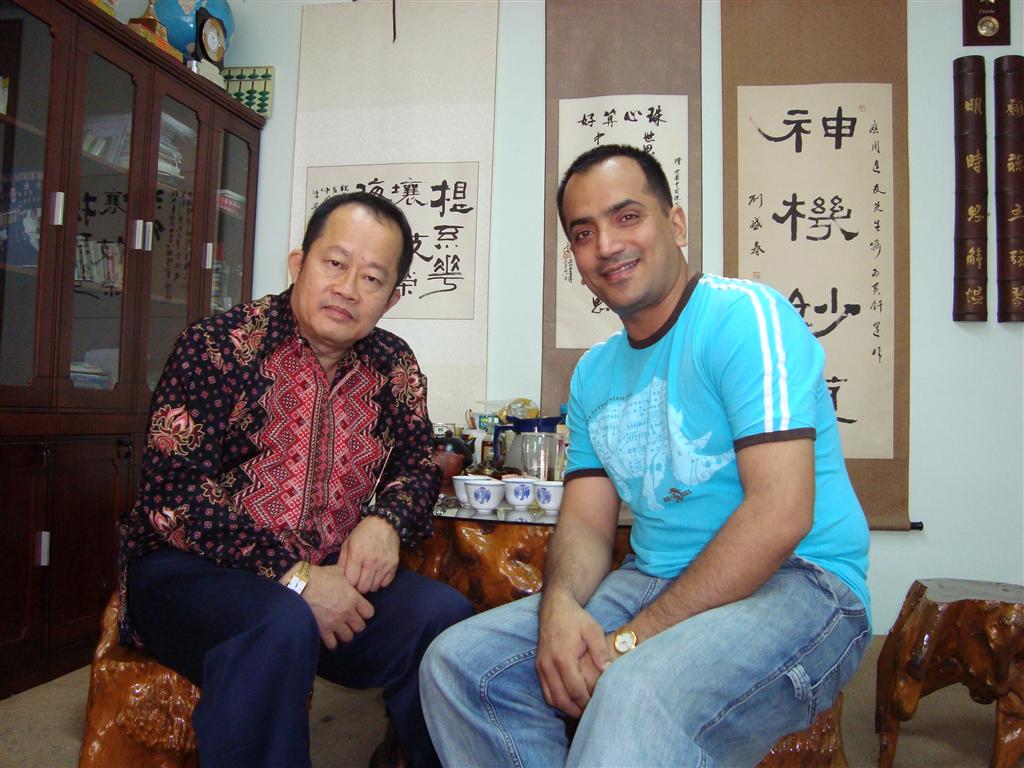 Snehal Karia with Prof Dr Dino Wong